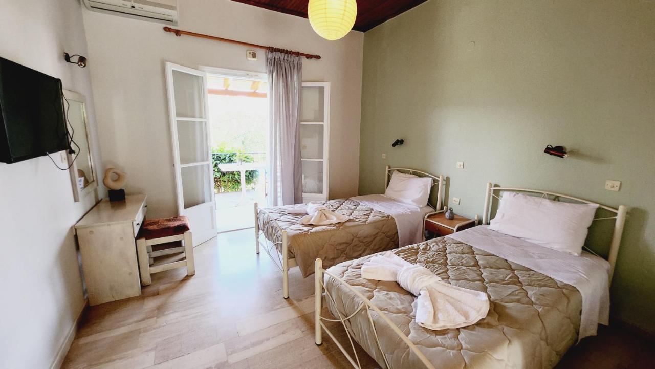 Aristea Studios 卡托克拉克阿纳 外观 照片
